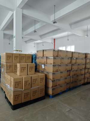 Professional Salon Hair Dryer with 220V-240V Adjustable AC Motor, 2 Speed Settings, and 3 Heat Settings